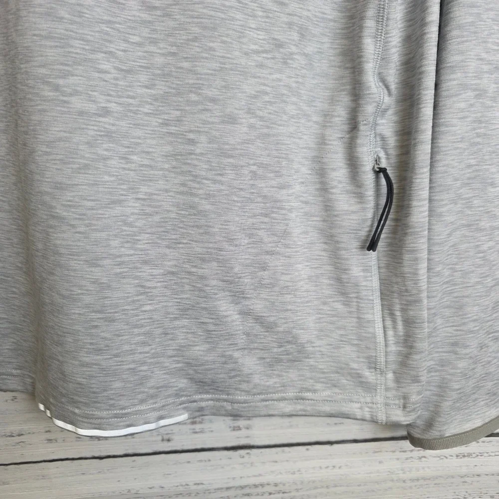 VRST Accelerate Mens Medium Quarter Zip Pullover Gray Performance Long Sleeve
